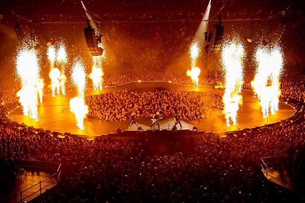 Belecsapott az M72 turnéba a Metallica, setlist és videók Amszterdamból