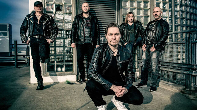 Négy volt Stormwitch-taggal érkezik a Skull & Crossbones első albuma