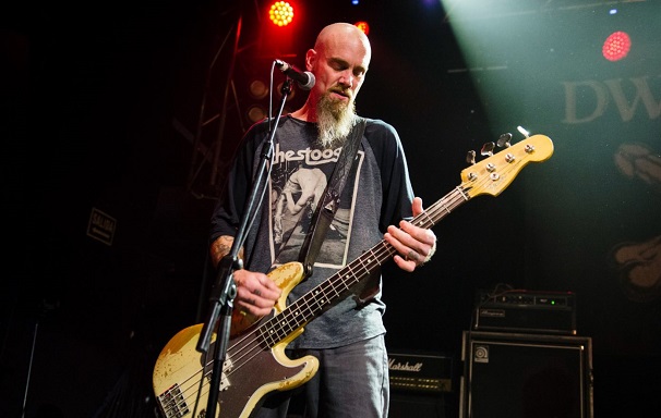 Két teljes speciális gyűjtemény is meghallgatható Nick Oliveritől