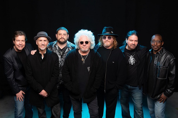 Bemutatta új felállását a Toto, júliusban koncert Veszprémben