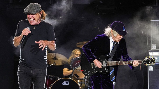 Cliff Williams valószínűleg nem vesz részt az AC/DC idei turnéján
