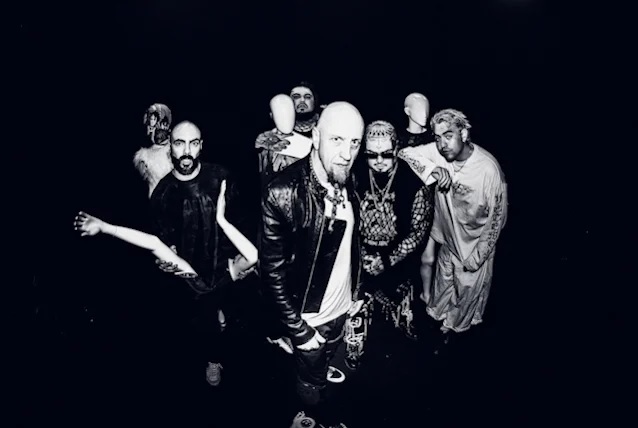 Seven Hours After Violet: hallgasd végig Shavo Odadjian új zenekarának bemutatkozását!