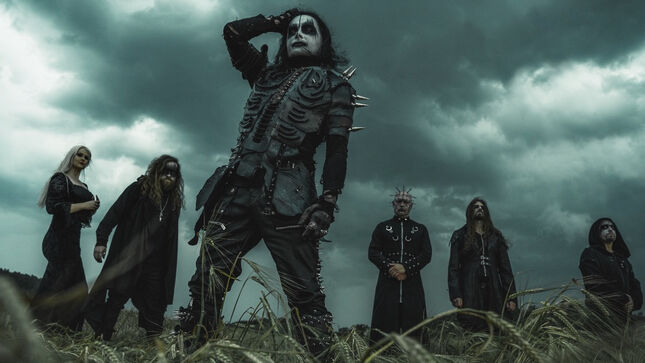 Együtt indítottak pert a Cradle Of Filth ellen a zenekar korábbi tagjai