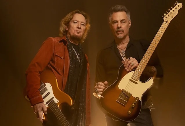 Black Light / White Noise: hallgasd meg Adrian Smith és Richie Kotzen új albumát!