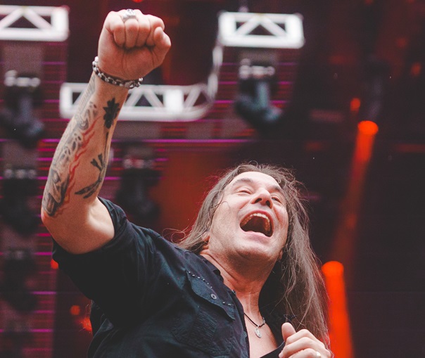 Savatage: dallista és videók a brazíliai visszatérő koncertről