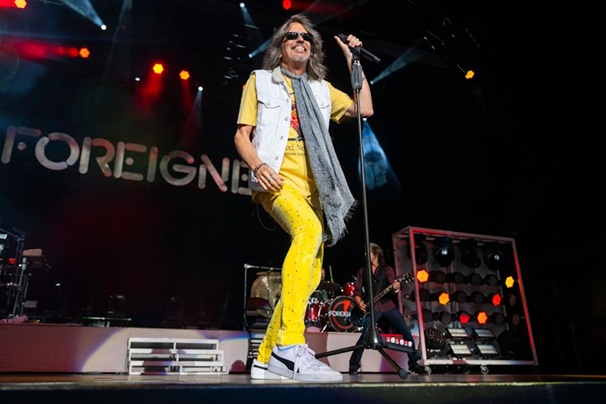 Távozik a Foreignerből Kelly Hansen