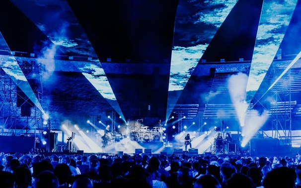 Komplett Echoest játszott Pompeii amfiteátrumában a Dream Theater