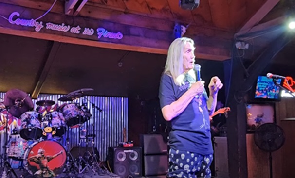 Nicko McBrain Simon Dawsonról: „Csodálatosan végzi a dolgát, és nagyon örülök, hogy befogadtátok a családba!”