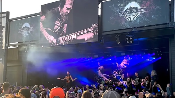 Megemlékezett Brent Hindsről a Mastodon: „Igazából nem nagyon jutunk szóhoz”