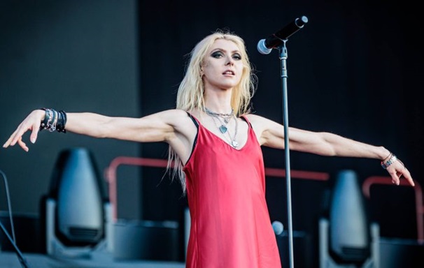 For I Am Death: friss dalt mutatott be a The Pretty Reckless