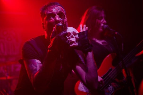 Revenge Of The Zombie: Six Feet Under-átirattal jelentkezett a Bloody Holly and the RicketZ