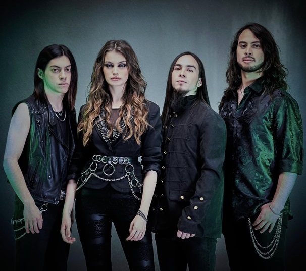 Death metal énekesnő lett Chile szépségkirálynője