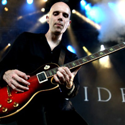 A Perfect Circle: a legrosszabb indok a késlekedésre