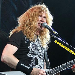 Mustaine: „Nem akarok szocialista országban élni”