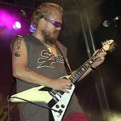 Gyilkos anyag várható Michael Schenker szupergroupjától