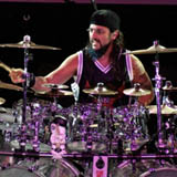 Egyszerre vonult stúdióba Mike Portnoy új csapata és a Dream Theater