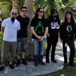 2011-es Among The Livingre célozgat az Anthrax