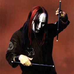 Hajtóműként szívja majd be a nézőket a Slipknot