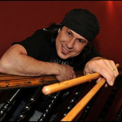 Átesett a tűzkeresztségen a Dream Theater és Mike Mangini