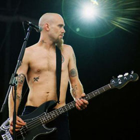 Tizenöt év börtön fenyegeti Nick Oliverit