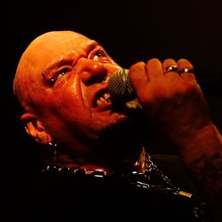 Paul Di’Anno: „Nem ejtettem le odabent a szappant”