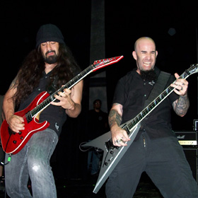 Anthrax: zombis borítót kapott a Worship Music