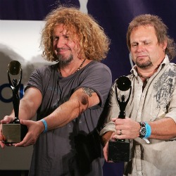 Van Halen kontra Chickenfoot: nincs verseny (?)