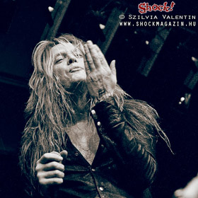 Új Skid Row lemezen énekelhet Sebastian Bach?