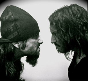Mike Portnoy segíti ki Rióban Corey Taylorékat