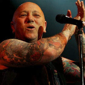 Rebellis rock'n'roller indul a képviselői helyért