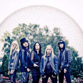 Nightwish: nem próbálnak átmenni szerelem-guruba