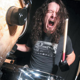 Kilépett a Testamentből Paul Bostaph