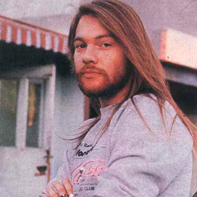 Axl le akarta mondani a Guns N' Roses egyik legfontosabb turnéját
