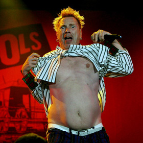 Visszautasította a családbarát olimpiai megakoncertet a Sex Pistols