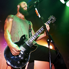 Baroness: Baizley karját majdnem amputálni kellett