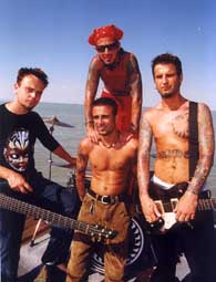 Hooligans: „Életünk a rock'n'roll...”