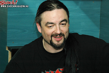 Onslaught: „Egyszerűen csak élvezzük, hogy zúzunk”