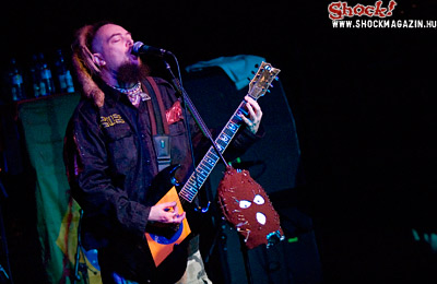 Soulfly: gyönyörű város, őrült emberek