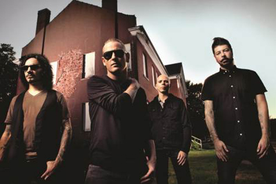 Stone Sour: „Már a fiatal csapatok is rettegnek a kockázattól”
