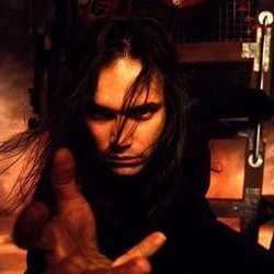 Blaze Bayley megmenti a világot